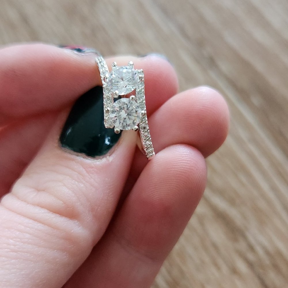 Sterling Silver Cubic Zirconia Ring - Picture 2 of 6